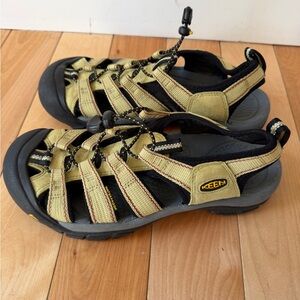 Womens Keen Newport H2 Waterproof Sport Hiking Sandals
